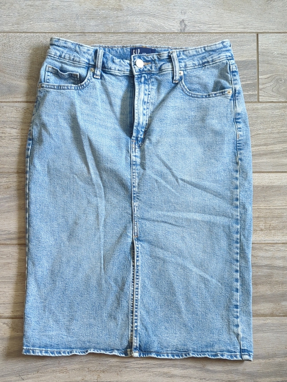 Classic Light Wash Denim Pencil Skirt